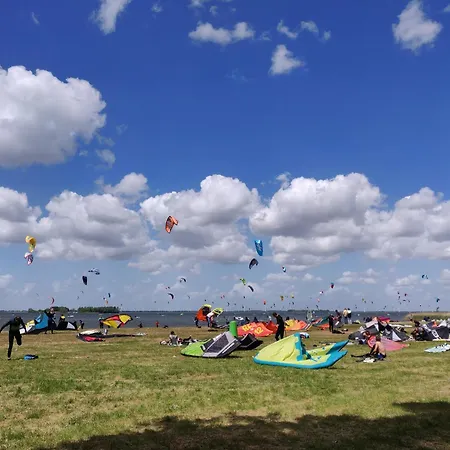 Cozy Tiny House Between Veluwe En Veluwemeer - With Free Use Of Bikes Chalet